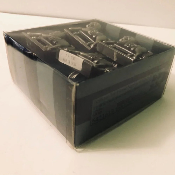 Bombay Company Antique Toy Horse Napkin Rings Box Set of 4 - Picture 16 of 16